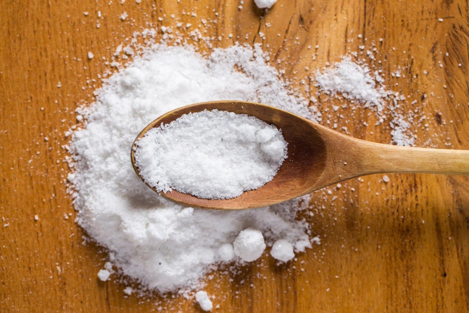 Surconsommation de sel : Conséquences, risques et conseils