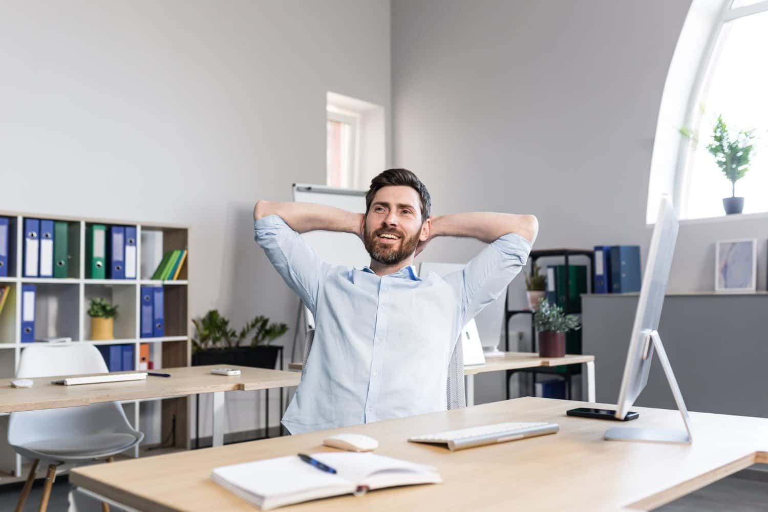 Vie sédentaire et stress biologique: pourquoi le corps paie la facture à la mi-vie