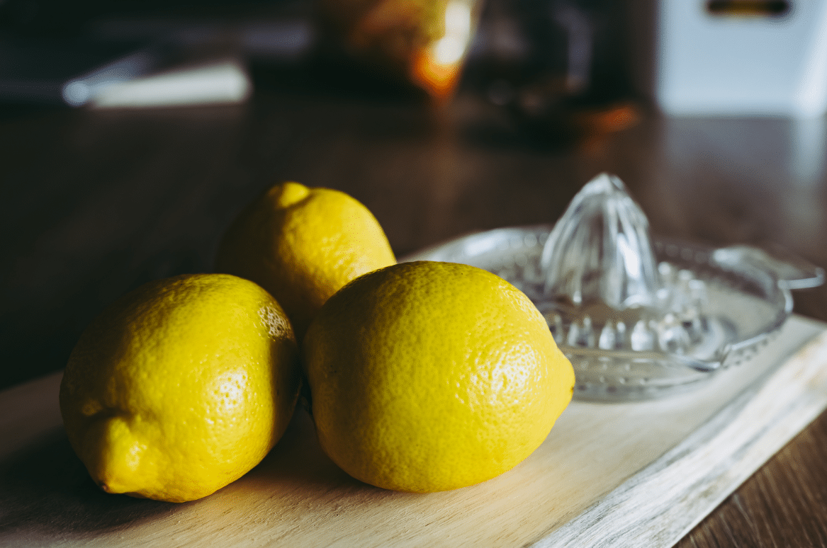 Le jus de citron : Acide ou alcalin, comment ça marche ?