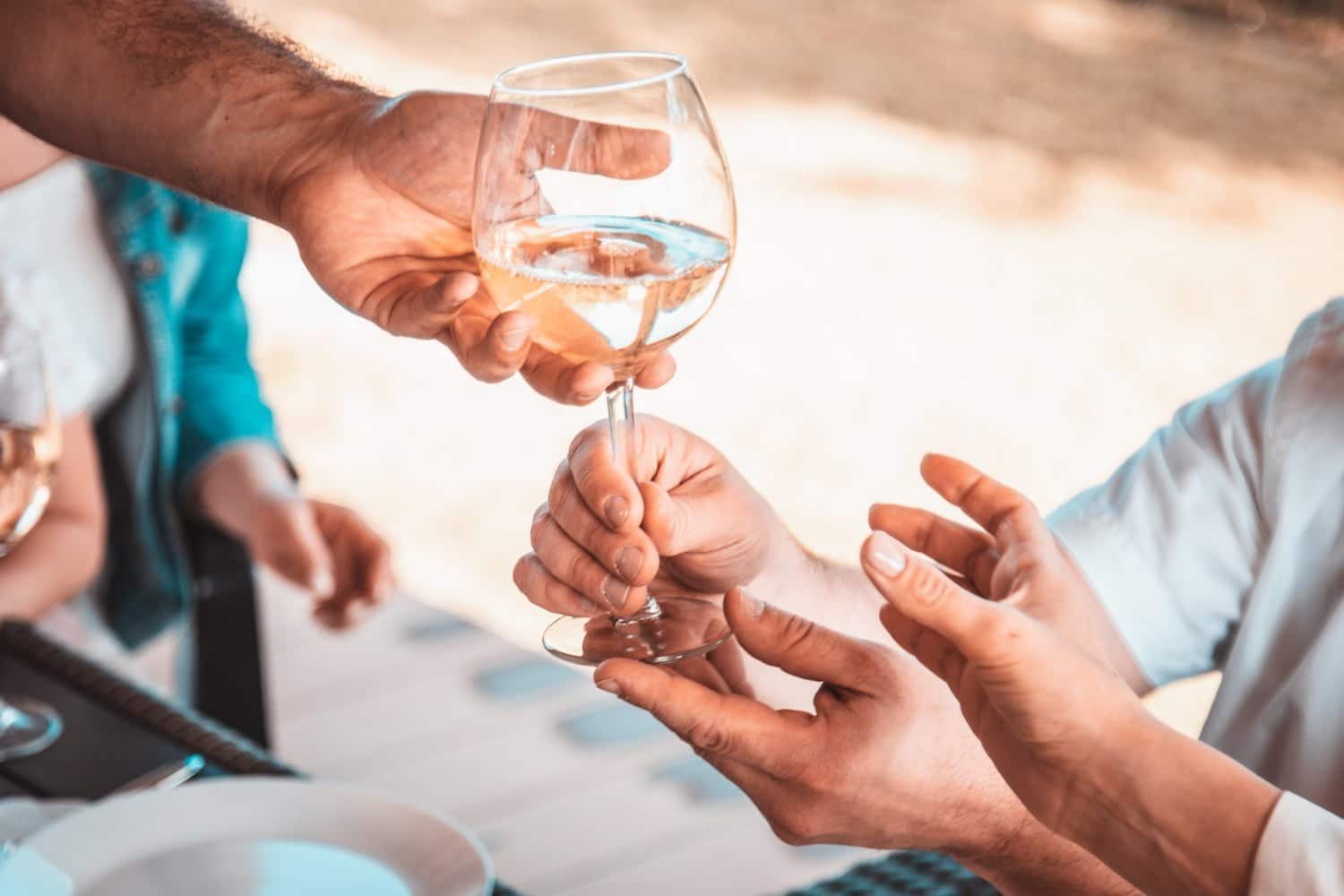 Soirée alcoolisée: 5 nutriments à prendre pour protéger votre foie et limiter la gueule de bois