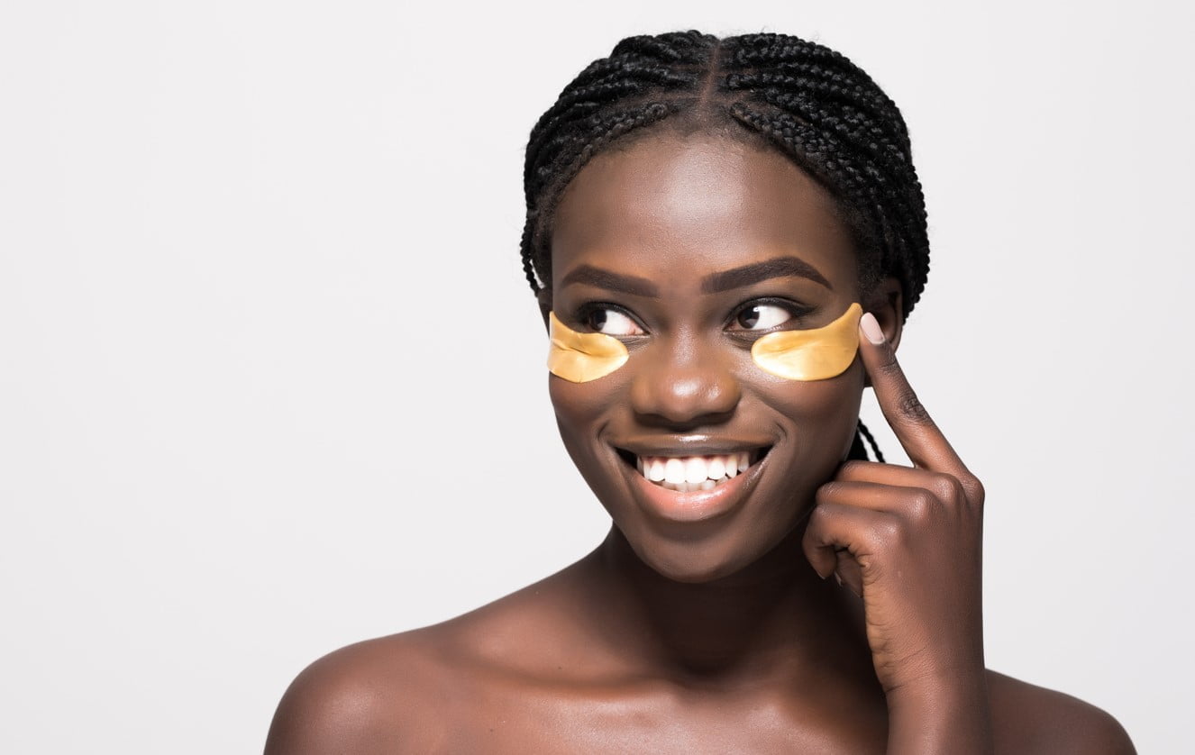Solution anti-cerne naturelle : mettre les cuillères sous les yeux est-ce une bonne ou mauvaise idée ?