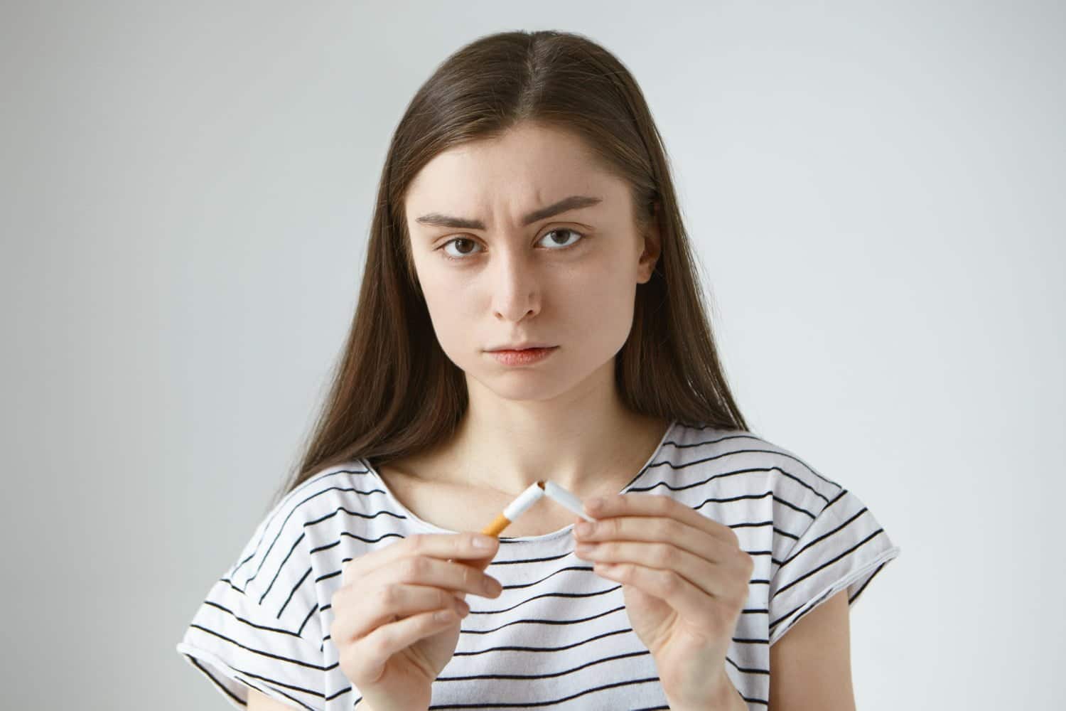 Tabagisme et yeux: dommages irréversibles expliqués (DMLA)