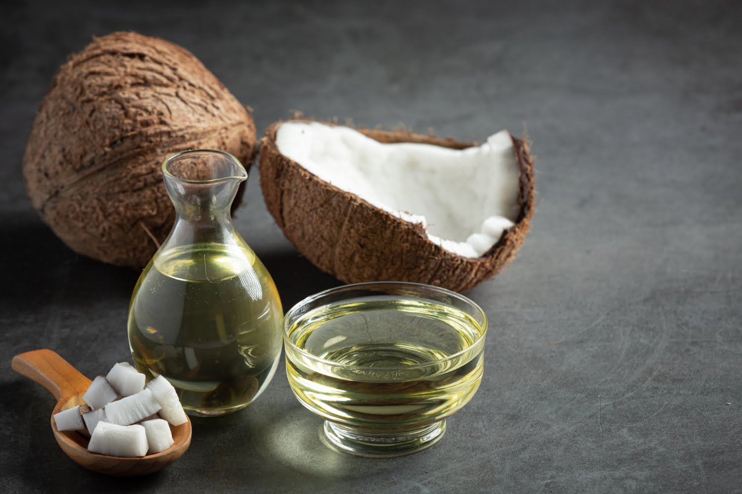 Soin de la peau naturel: 5 utilisations méconnues de l’huile de noix de coco à essayer