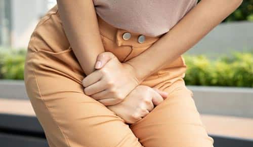 Les fuites urinaires : pourquoi elles arrivent et comment les gérer ?