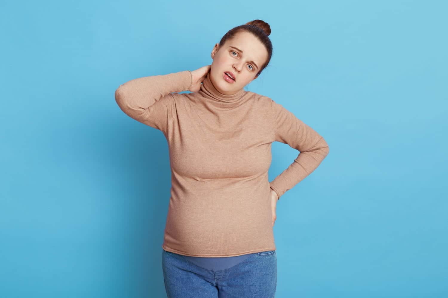 Douleur de la hanche en position assise: causes courantes et comment la soulager