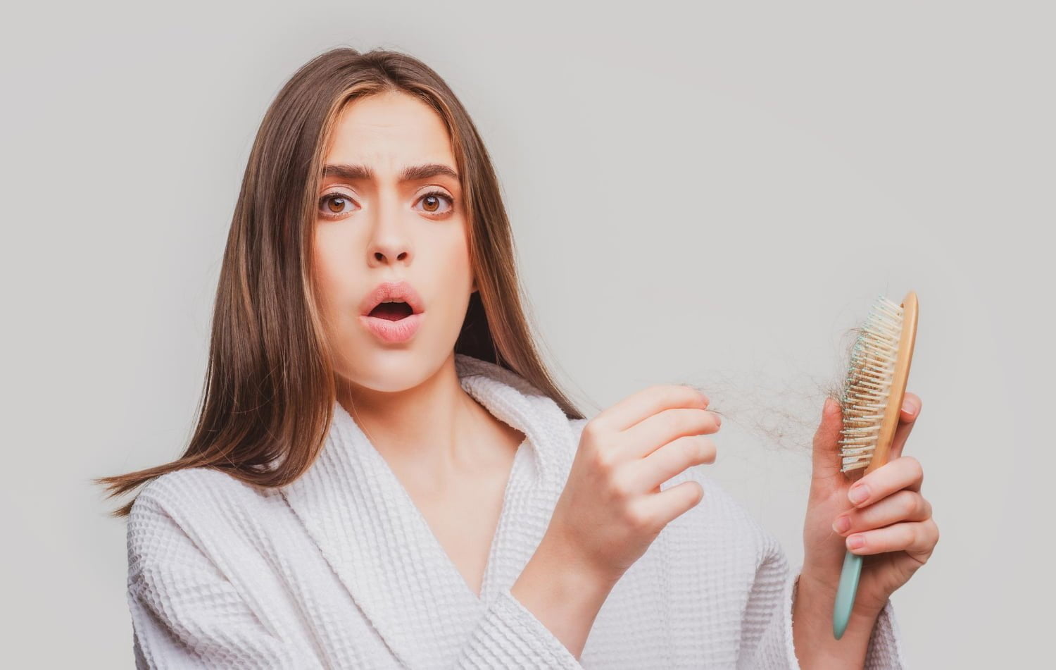 8 causes qui empêchent la repousse des cheveux