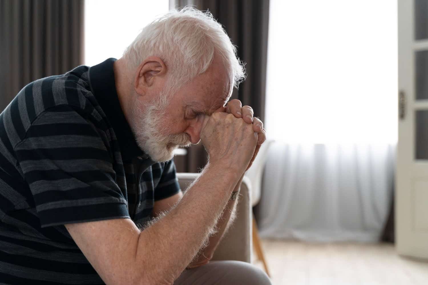 Un nouveau test révolutionnaire prédit la maladie d’Alzheimer jusqu’à 9 ans avant l’apparition des symptômes