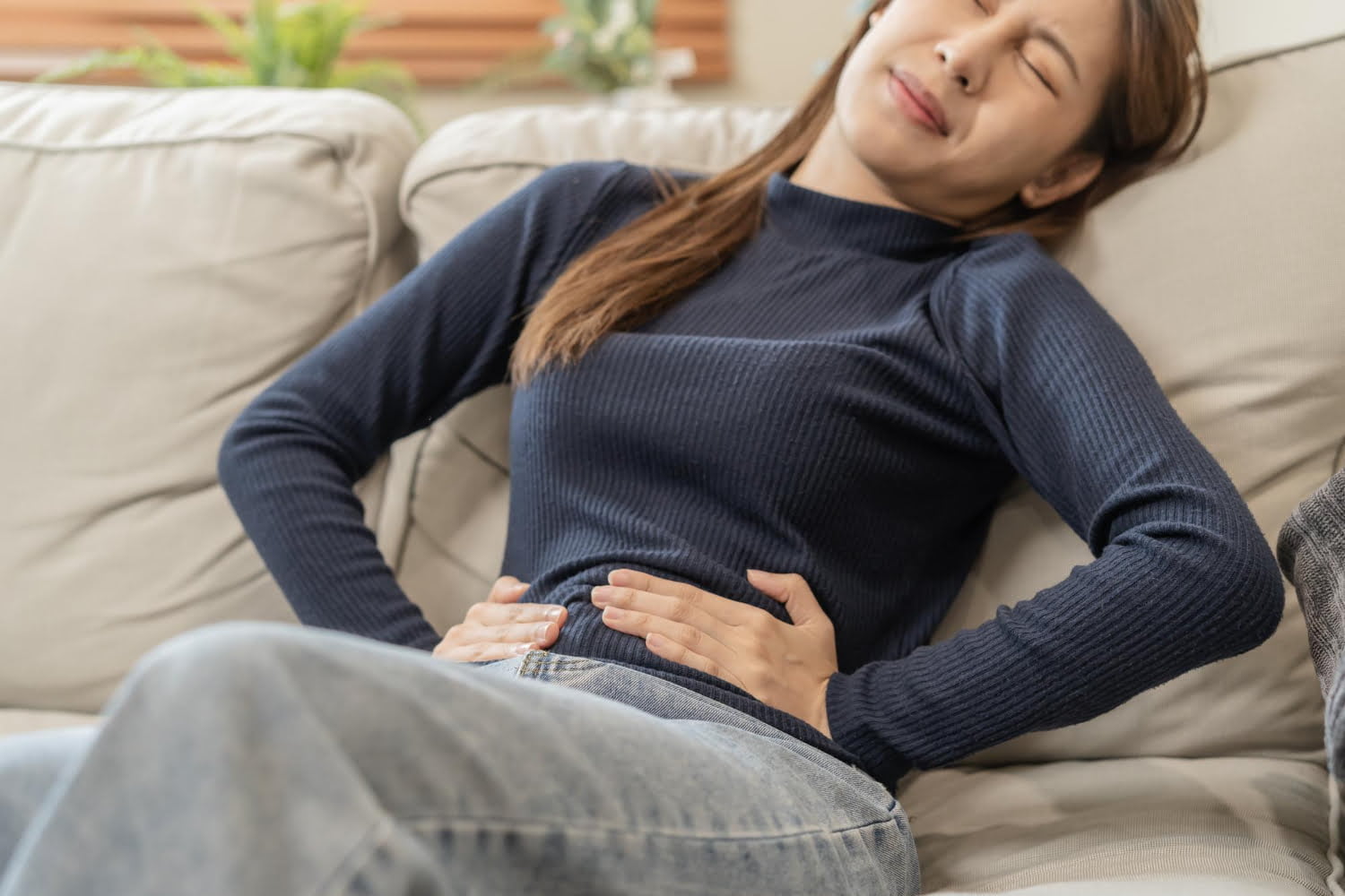 Soulager les symptômes du côlon irritable : les bienfaits du grignotage