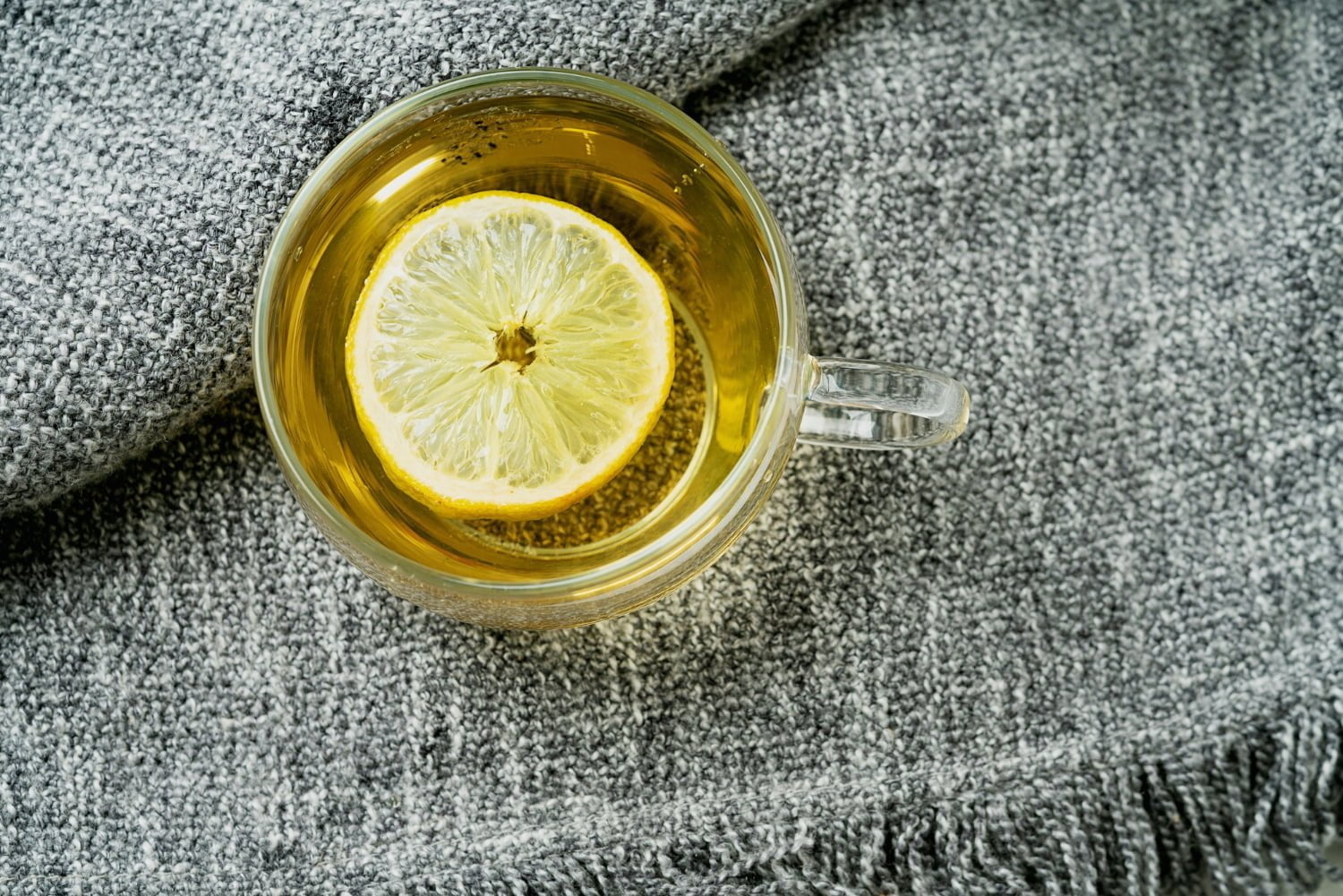 4 raisons de boire régulièrement une tisane de verveine citronnée