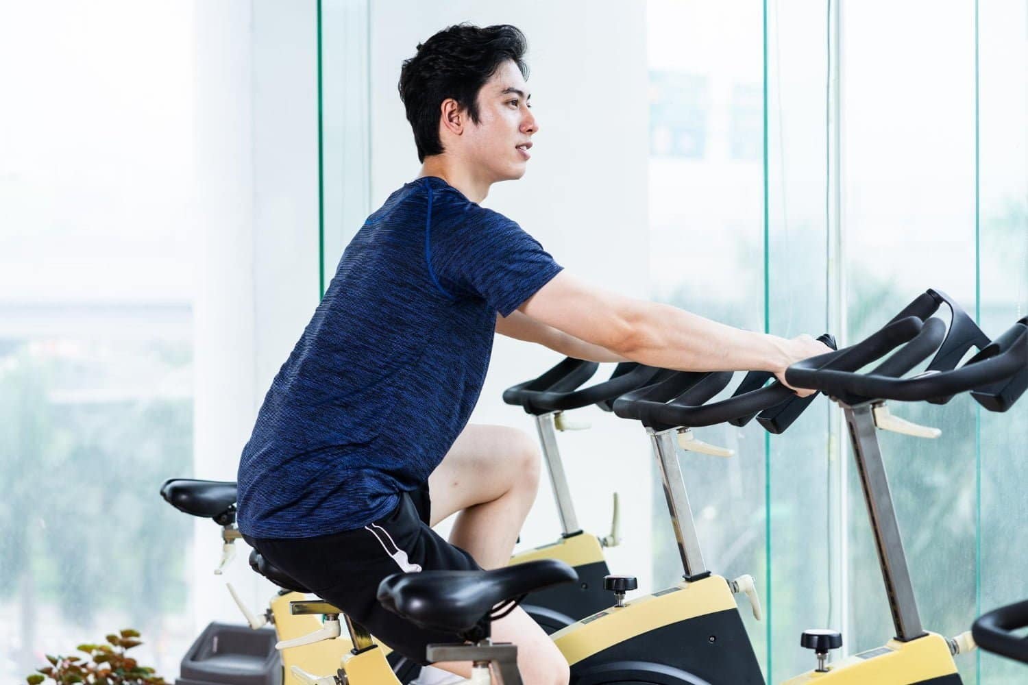Voici les 5 appareils qui brûlent le plus de calories à la salle de sport