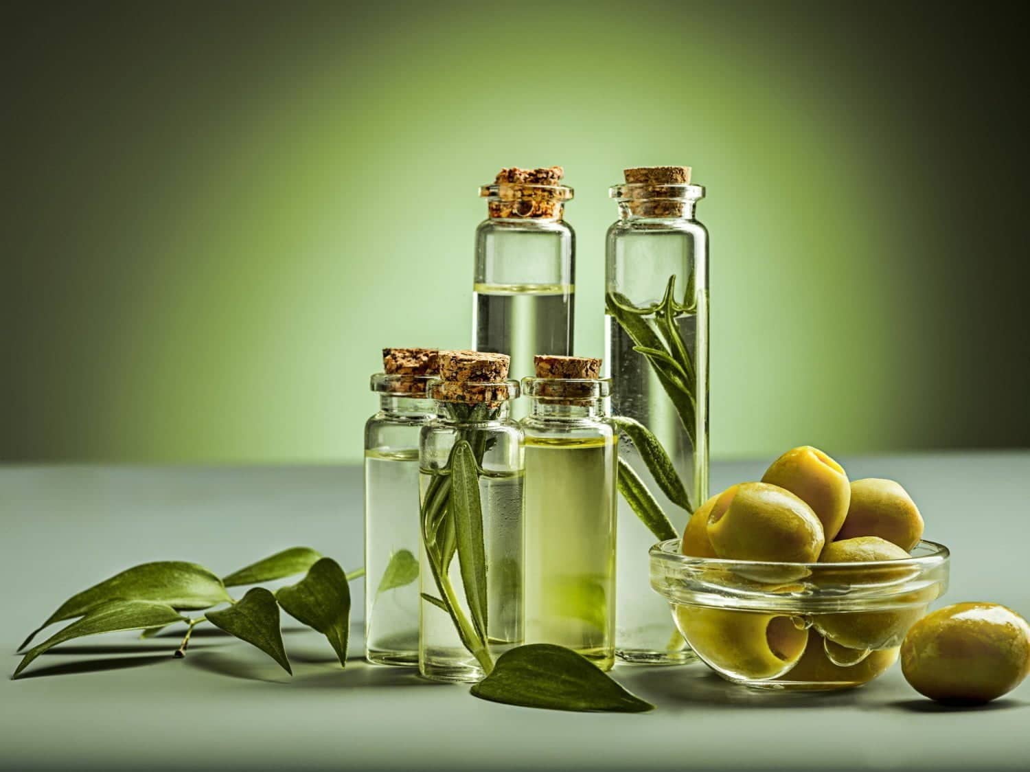 Cette huile que nous utilisons souvent en cuisine devient un must-have dans notre rituel beauté