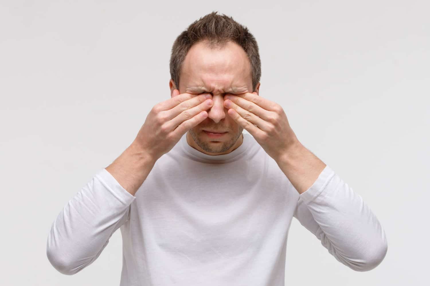 Sécheresse oculaire : un effet des lentilles de contact ?