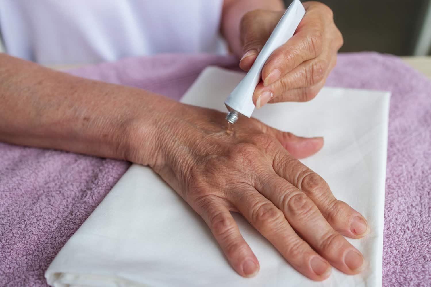 Les 14 meilleurs émollients naturels et quels sont ses avantages pour votre peau ?