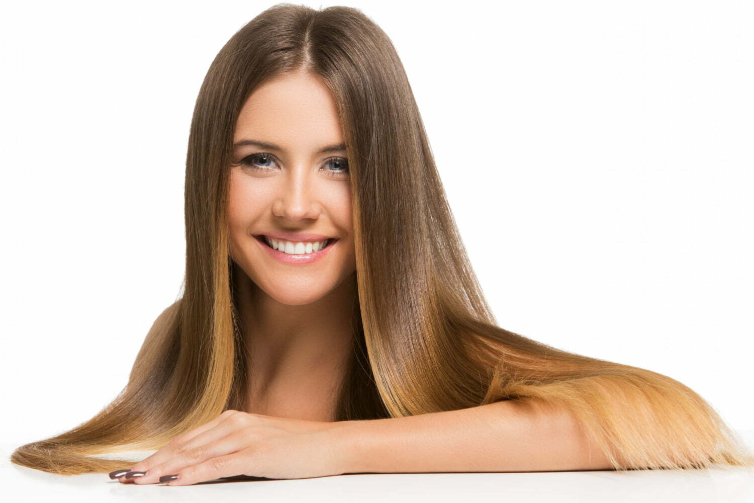 L’eau et le jus d’oignon : le combo parfait pour des cheveux forts et brillants