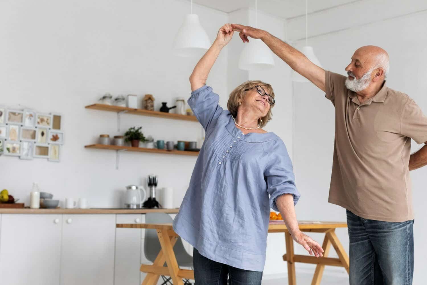 Couple senior : 6 jeux passionnants à découvrir pour raviver la flamme