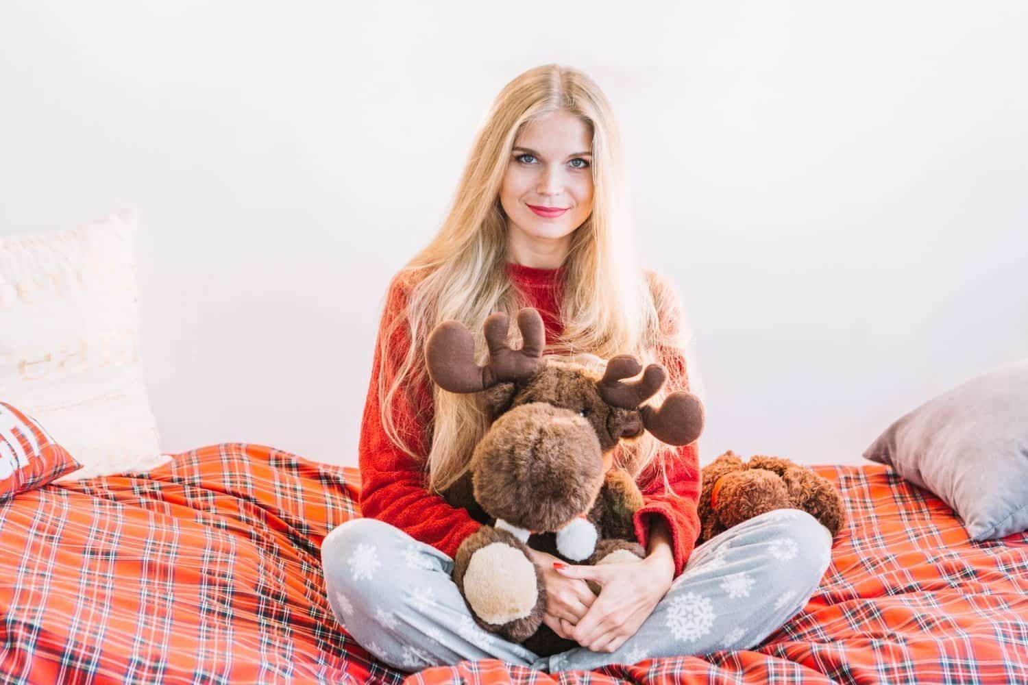 Avoir un doudou jusqu’à l’âge adulte a un bon et un mauvais côté. À découvrir !