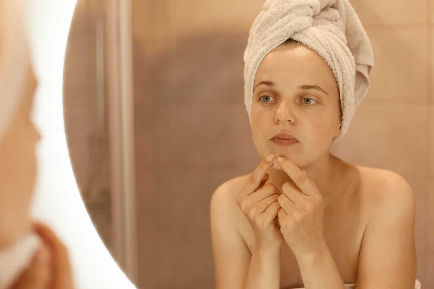 L’eau froide peut-elle repousser l’acné ? Réponse dans cet article !