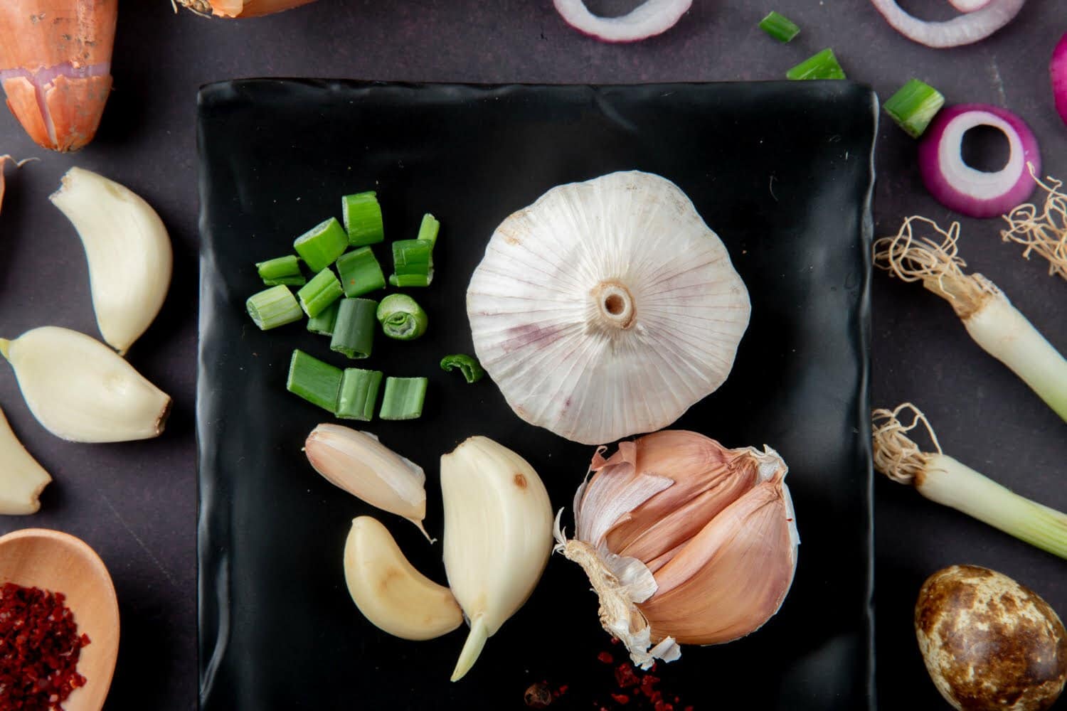 Ail, oignon et gingembre: les manger crus a des vertus pour votre cœur