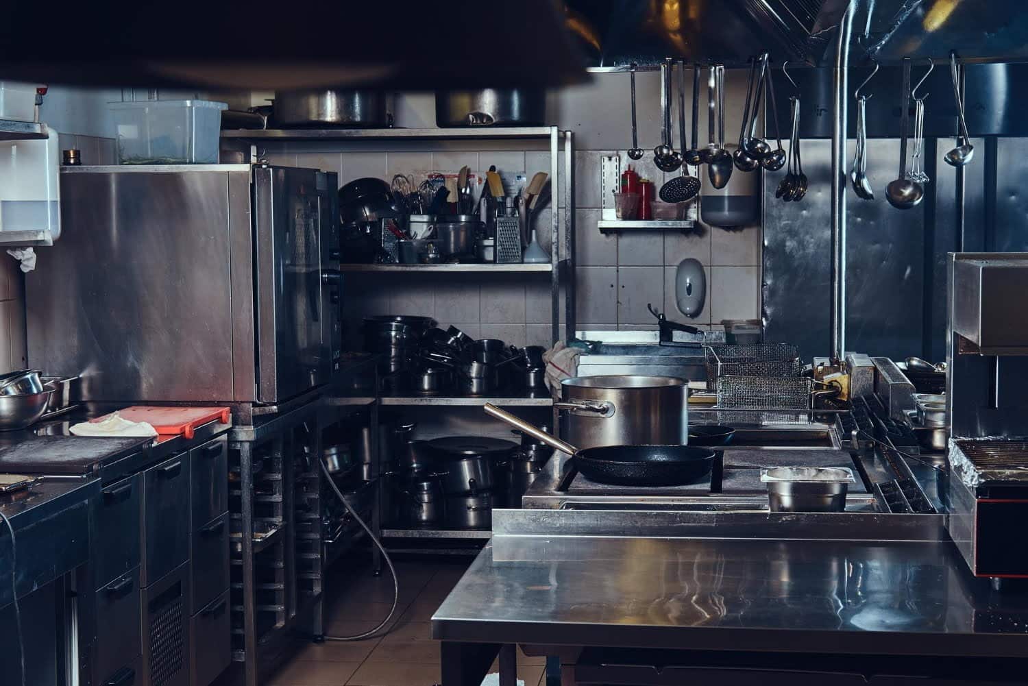 Ustensiles de cuisine toxiques : 7 objets du quotidien à remplacer d’urgence