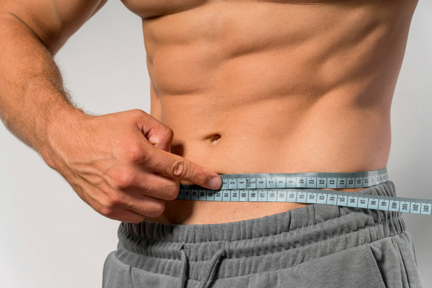 Tour de taille ou poids : lequel dit le plus sur la santé ?