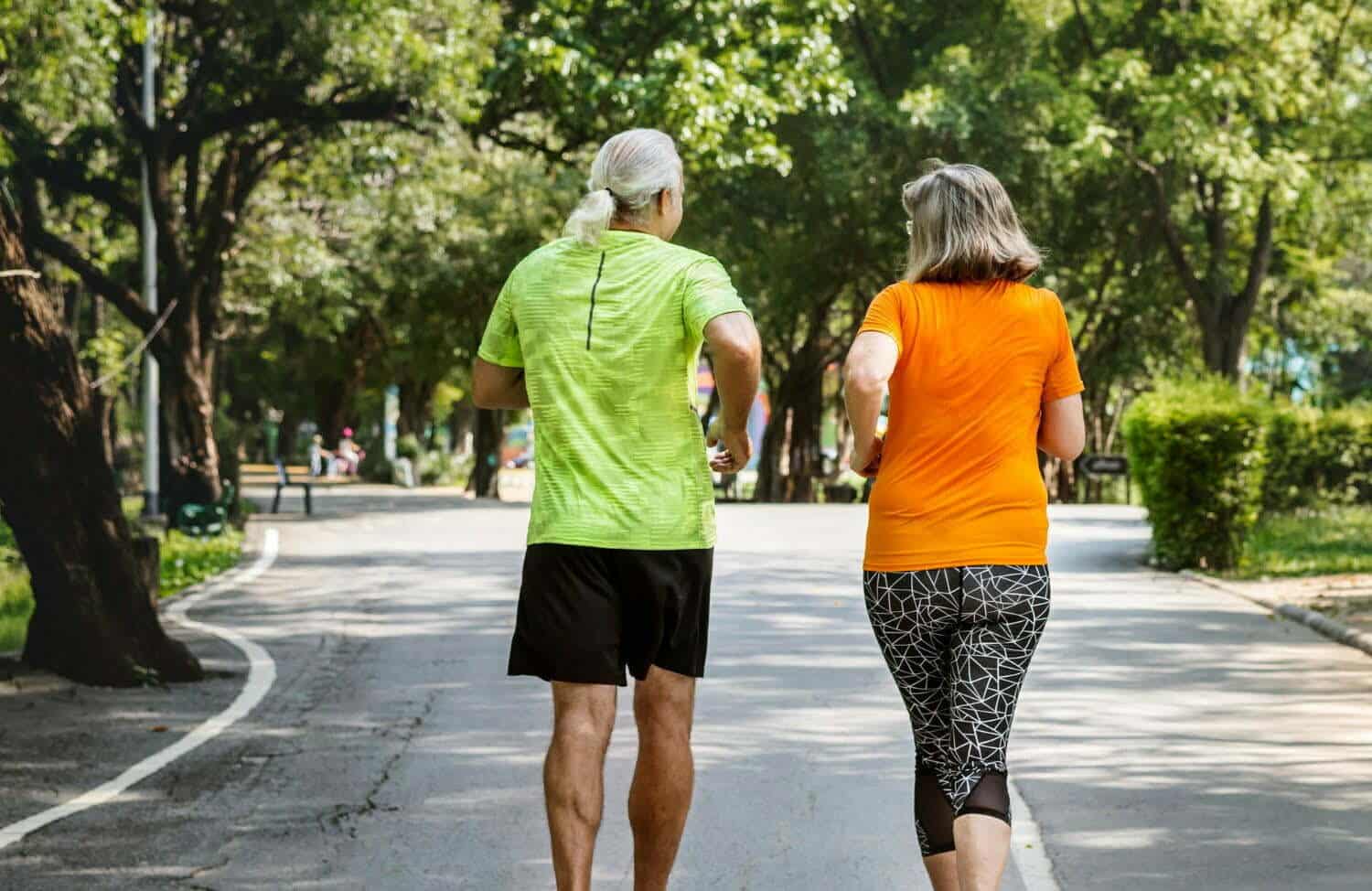 Course à pied ou marche inclinée : laquelle est la plus bénéfique ?