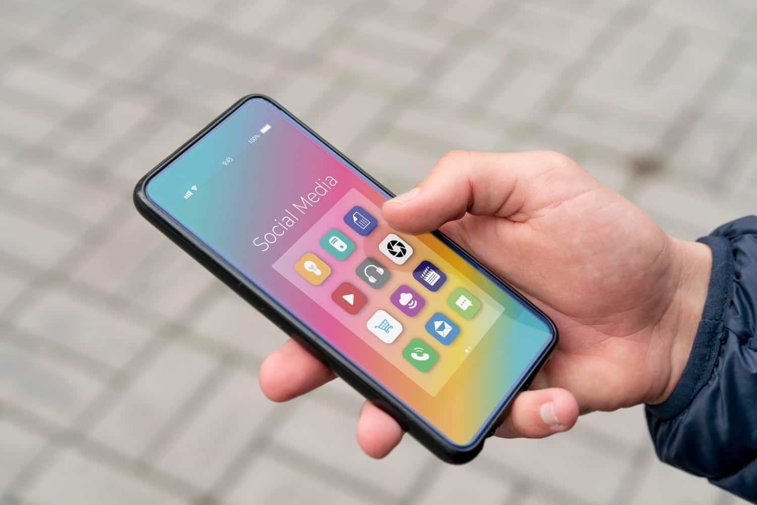 Comment se reconnecter au monde réel en délaissant son smartphone
