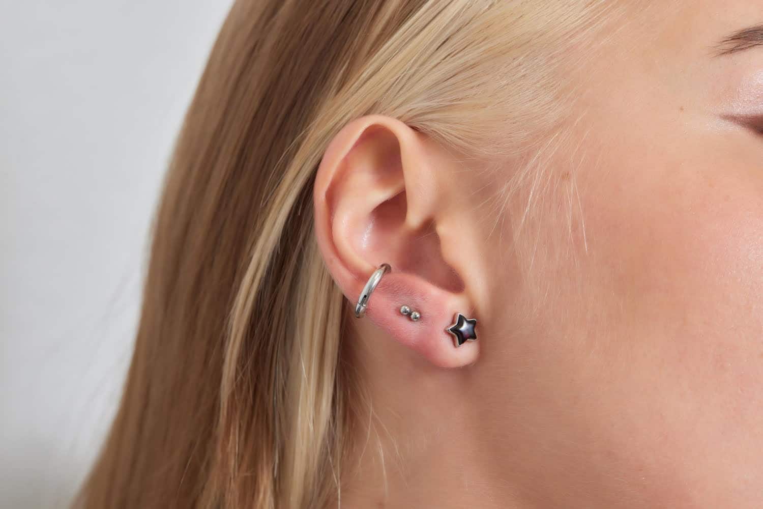 Comment traiter et prévenir l’infection d’un piercing à l’oreille ?