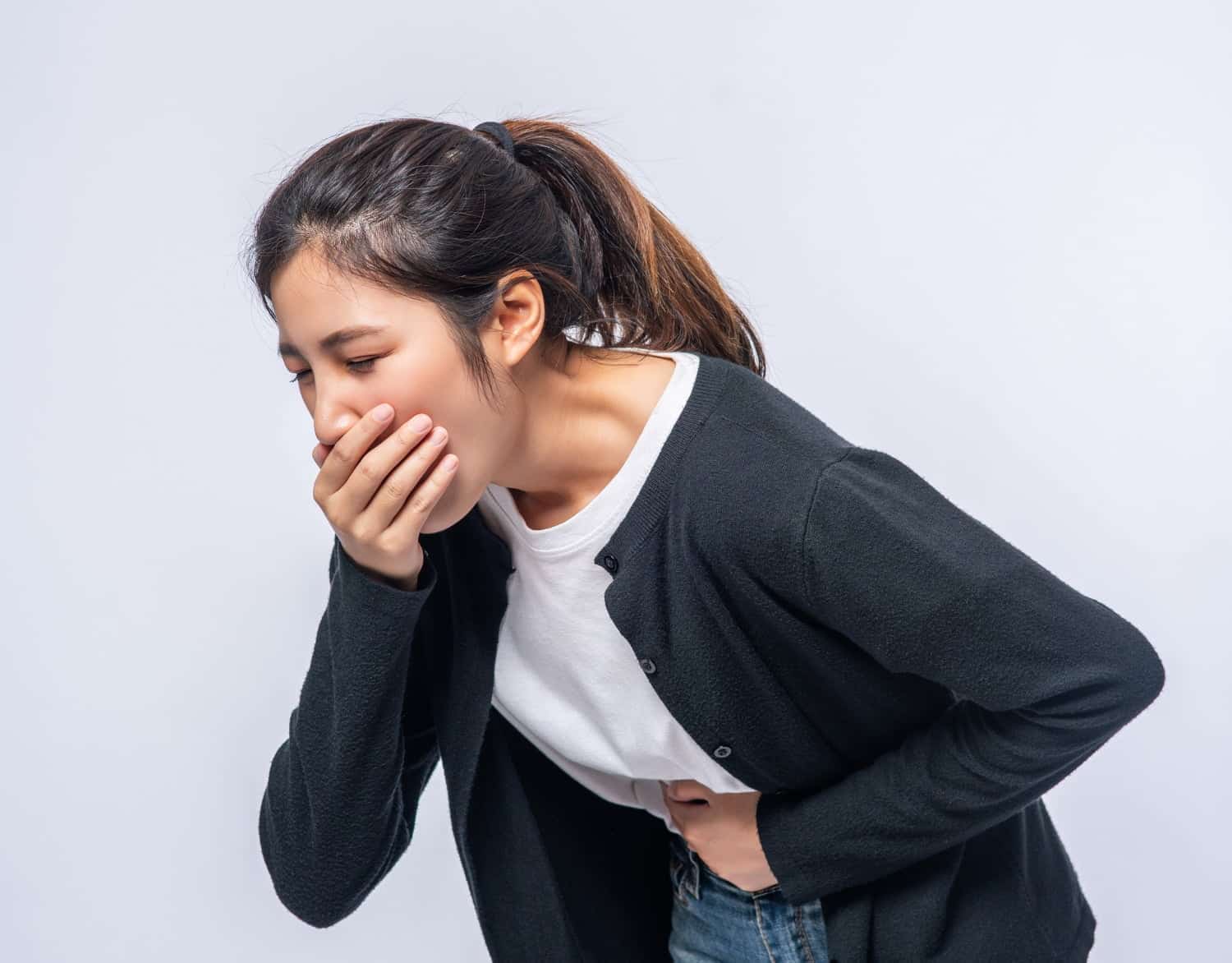 Ce que la couleur des vomissures révèle de votre santé