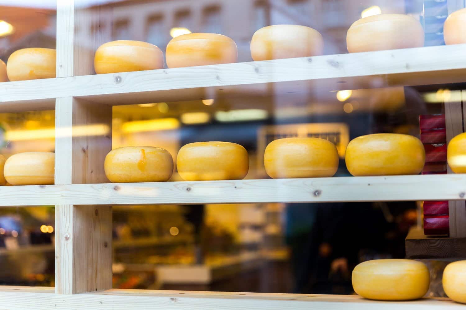 Quels fromages peut-on conserver au congélateur et pour combien de temps ?