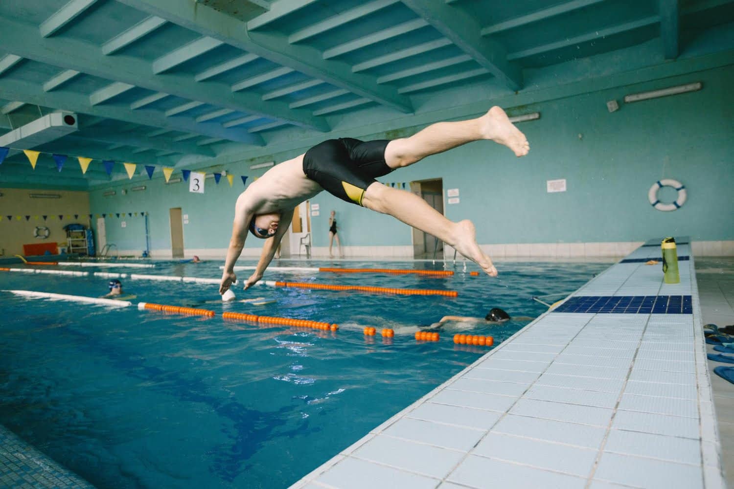 Maladie chronique et forme physique : pourquoi l’HIIT aquatique séduit le monde médical