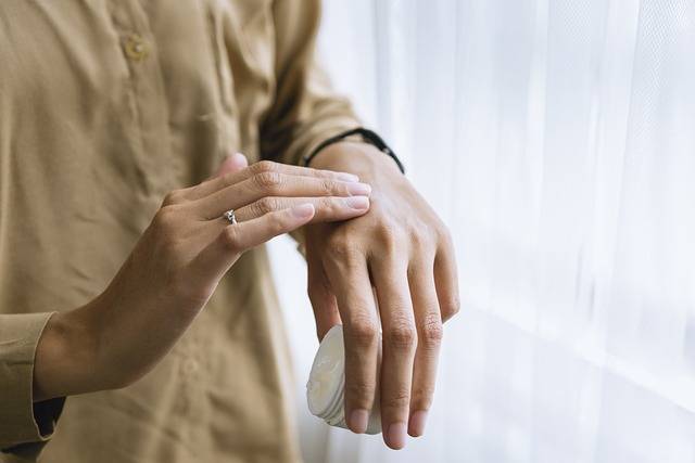 Traitement contre l’acné : toutes les peaux réagissent-elles de la même manière ?